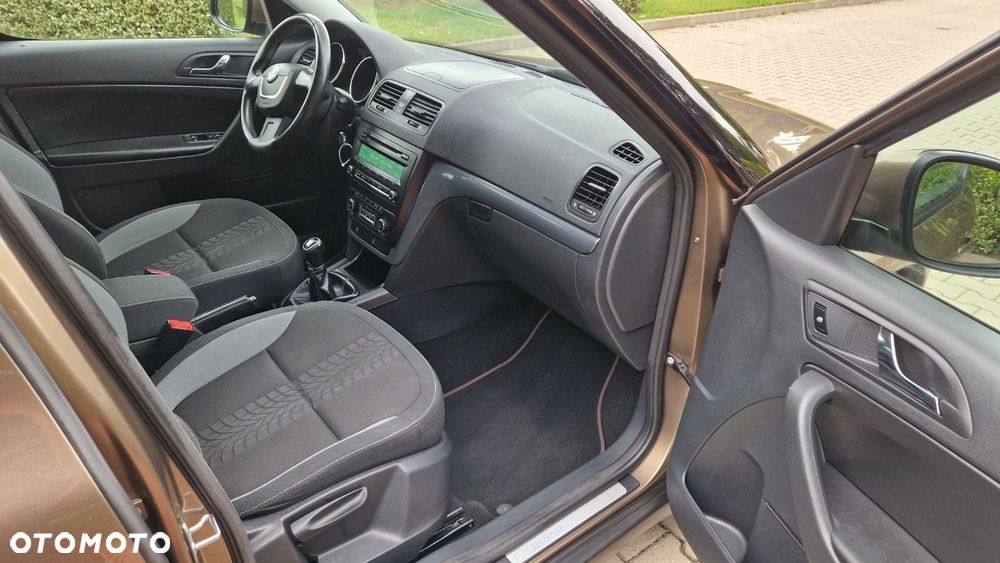 Skoda Yeti 1.4 TSI Experience PLUS EDITION - 17
