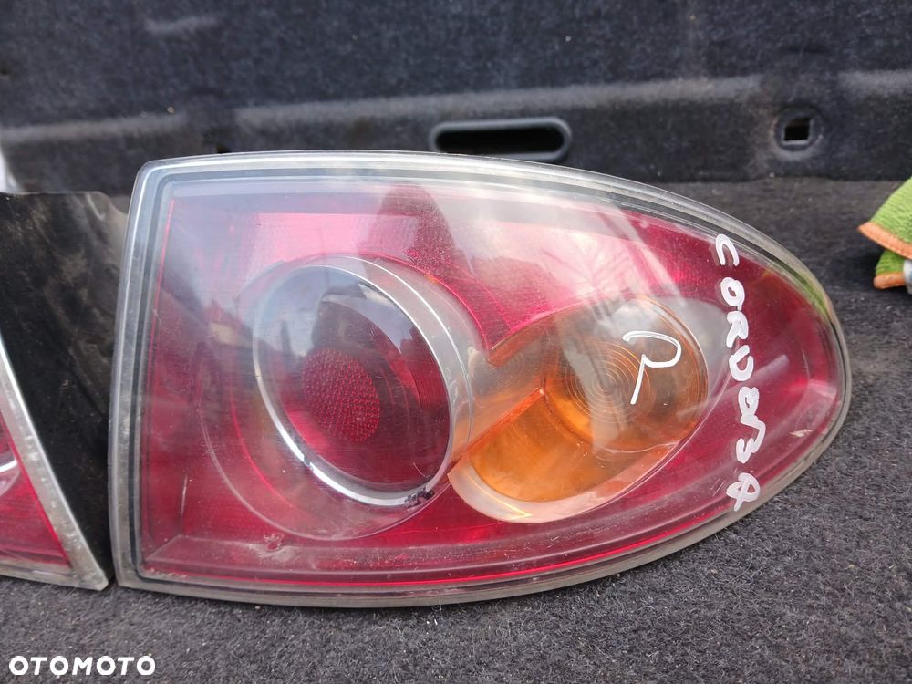 Seat Cordoba II lampa tylna w błotnik lewa, prawa - 4