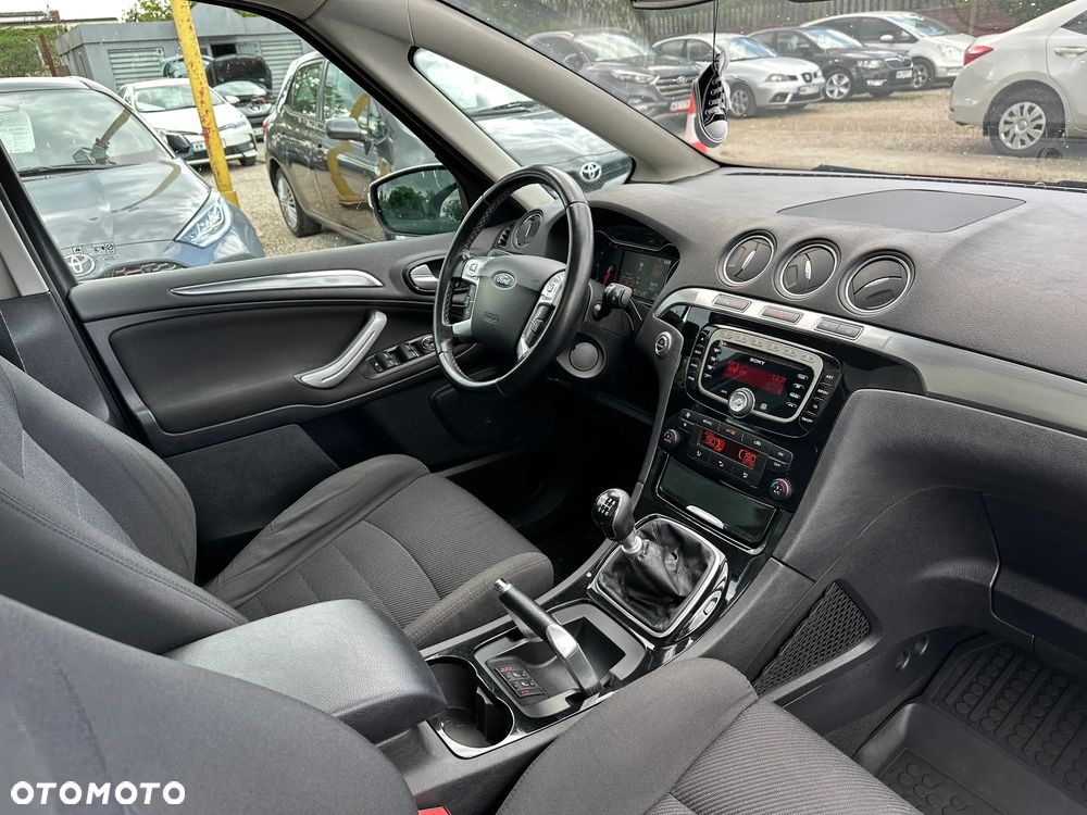 Ford S-Max 2.0 TDCi DPF Titanium X - 26