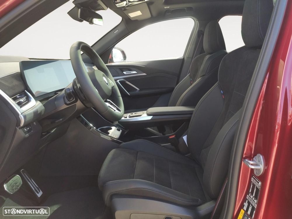 BMW iX2 eDrive20 Pack Desportivo M - 9