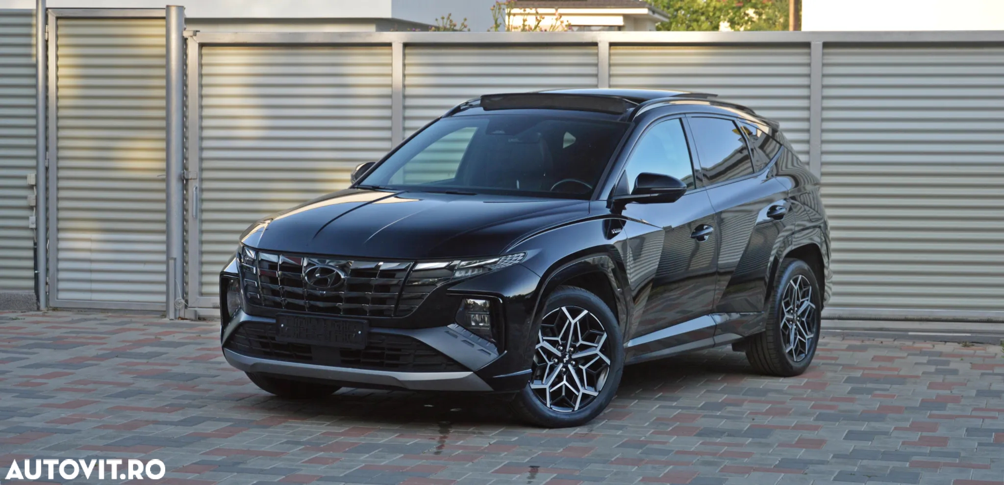 Hyundai Tucson - 2