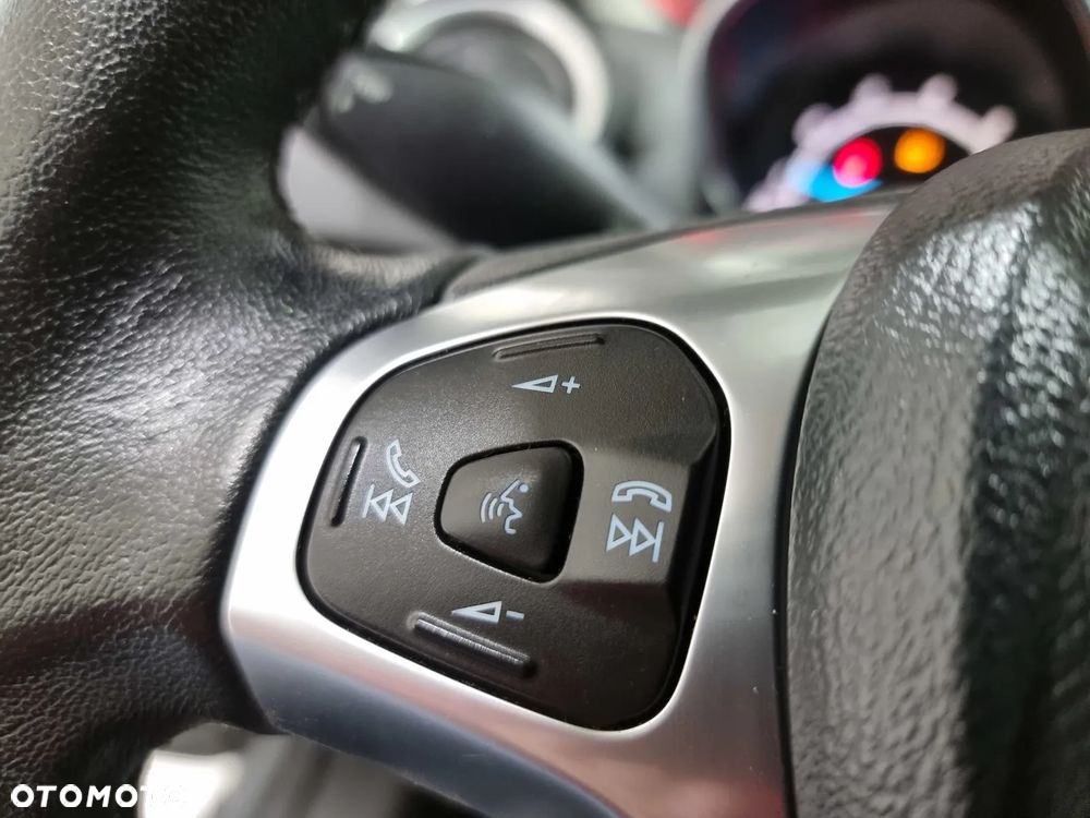 Ford Fiesta - 13