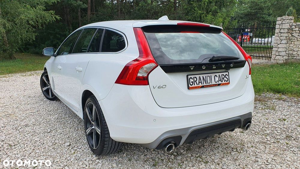 Volvo V60 D4 Geartronic R-Design - 5