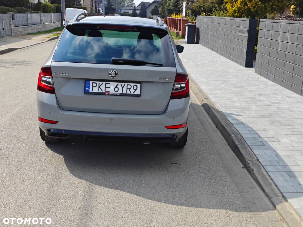 Skoda Fabia 1.0 TSI Monte Carlo - 5