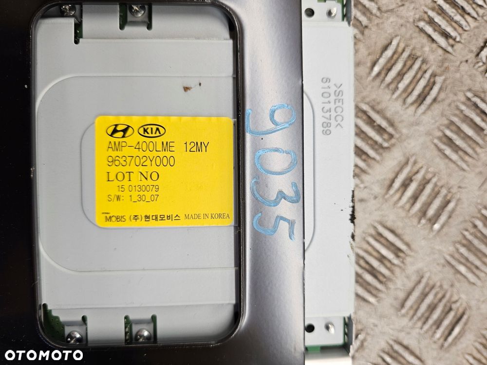 hyundai ix35 - wzmacniacz radia nawigacji 963702y000 - 2