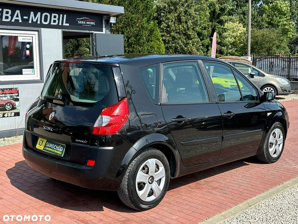 Renault Scenic 2.0 16V Avantage - 6