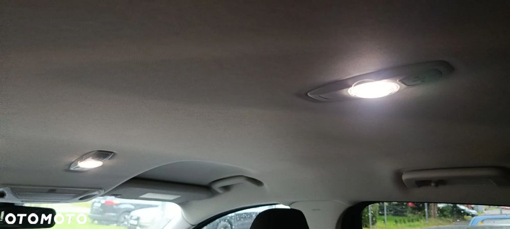 Ford Kuga 1.5 EcoBoost FWD Titanium ASS MMT6 - 6