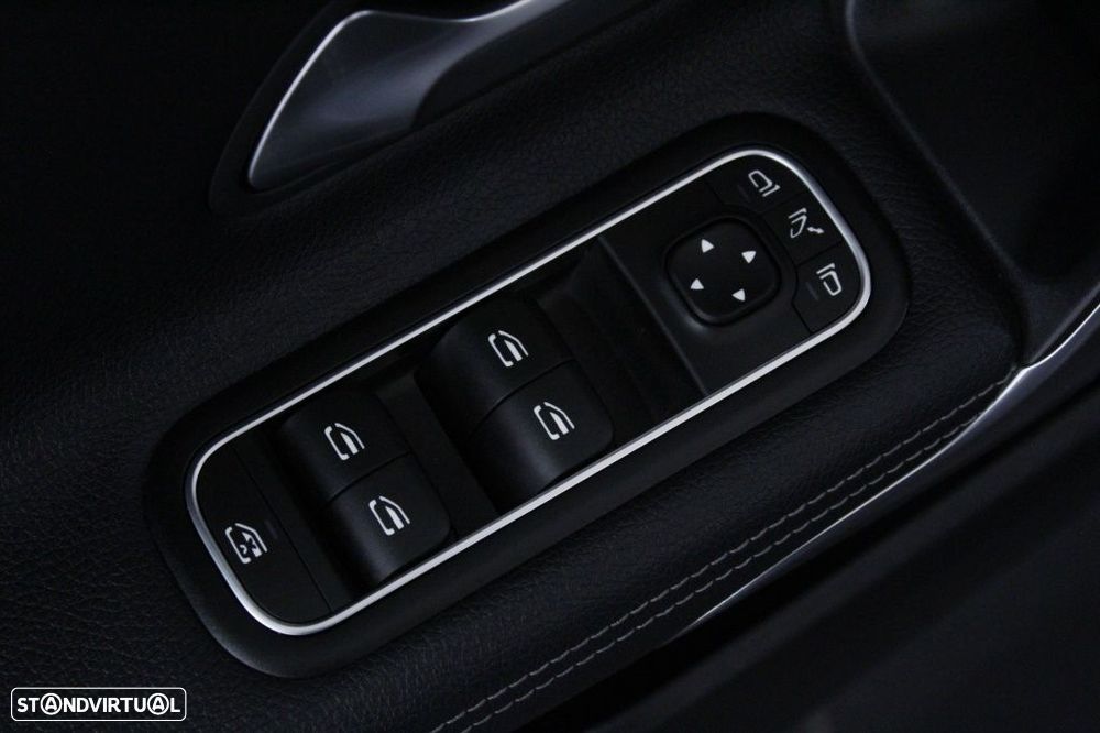Mercedes-Benz A 200 d - 21