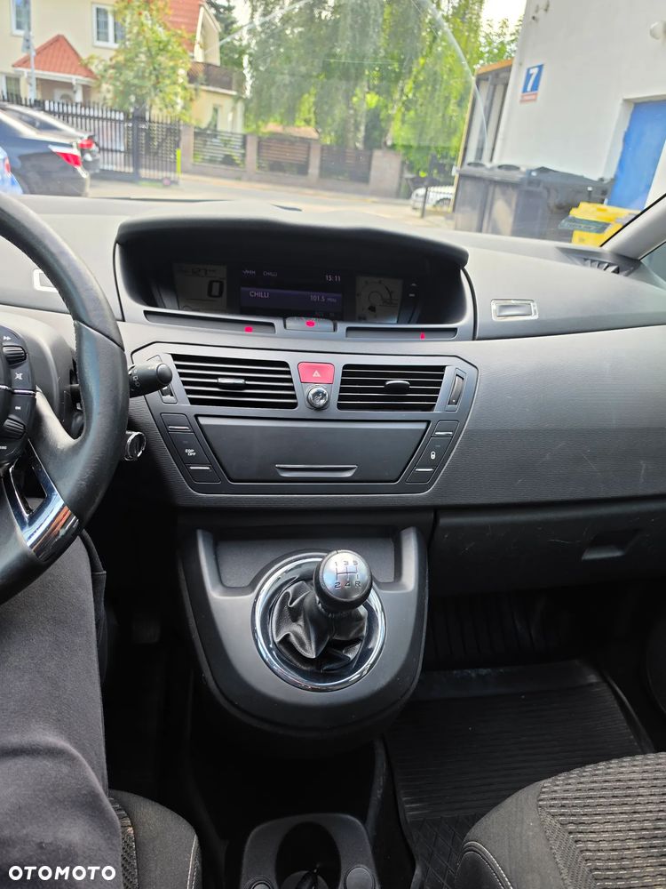 Citroën C4 Picasso 1.6 HDi Impress - 17