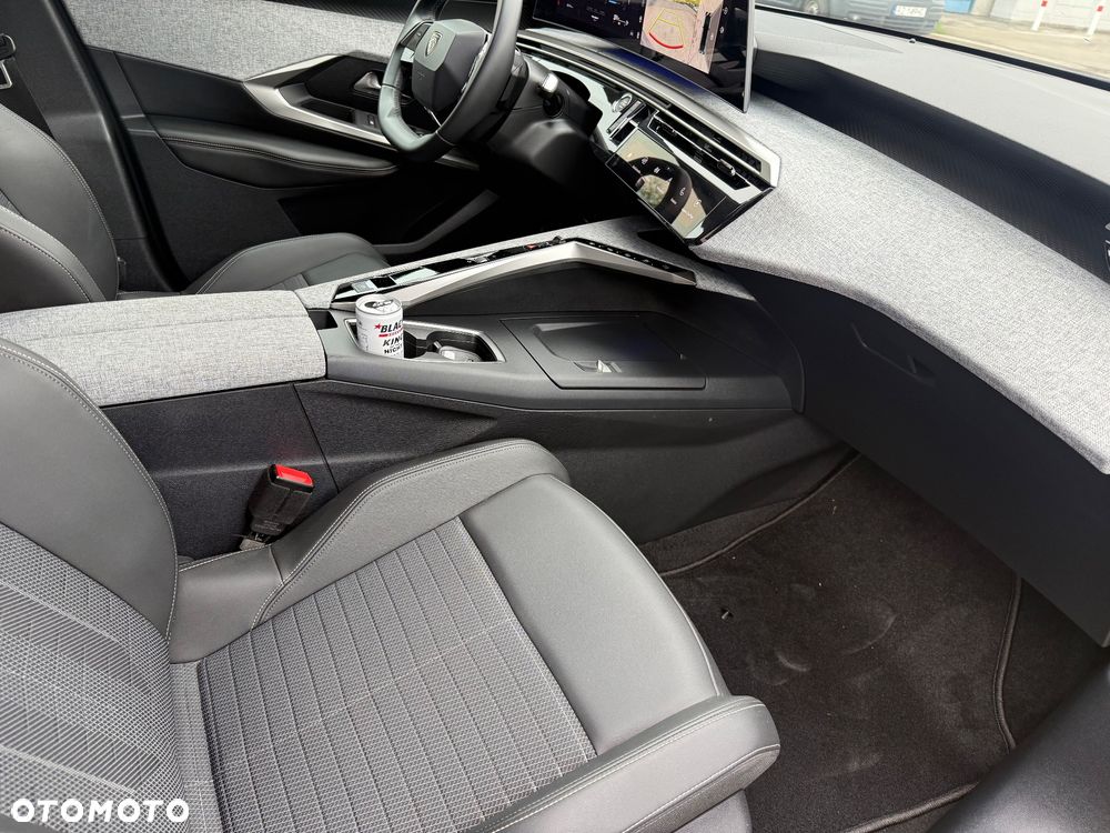 Peugeot 3008 - 11