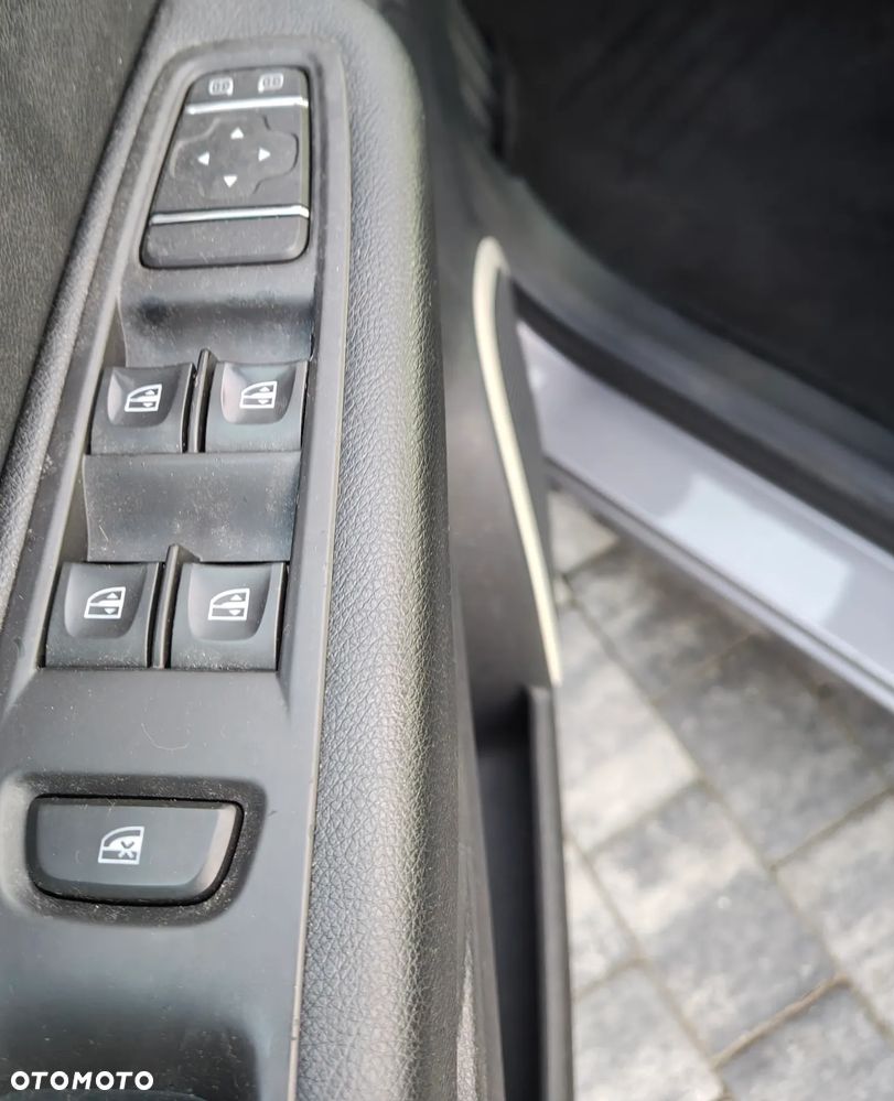 Renault Captur - 14