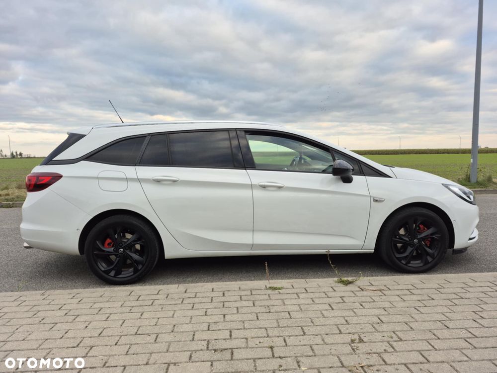 Opel Astra 1.6 T Elite S&S - 8