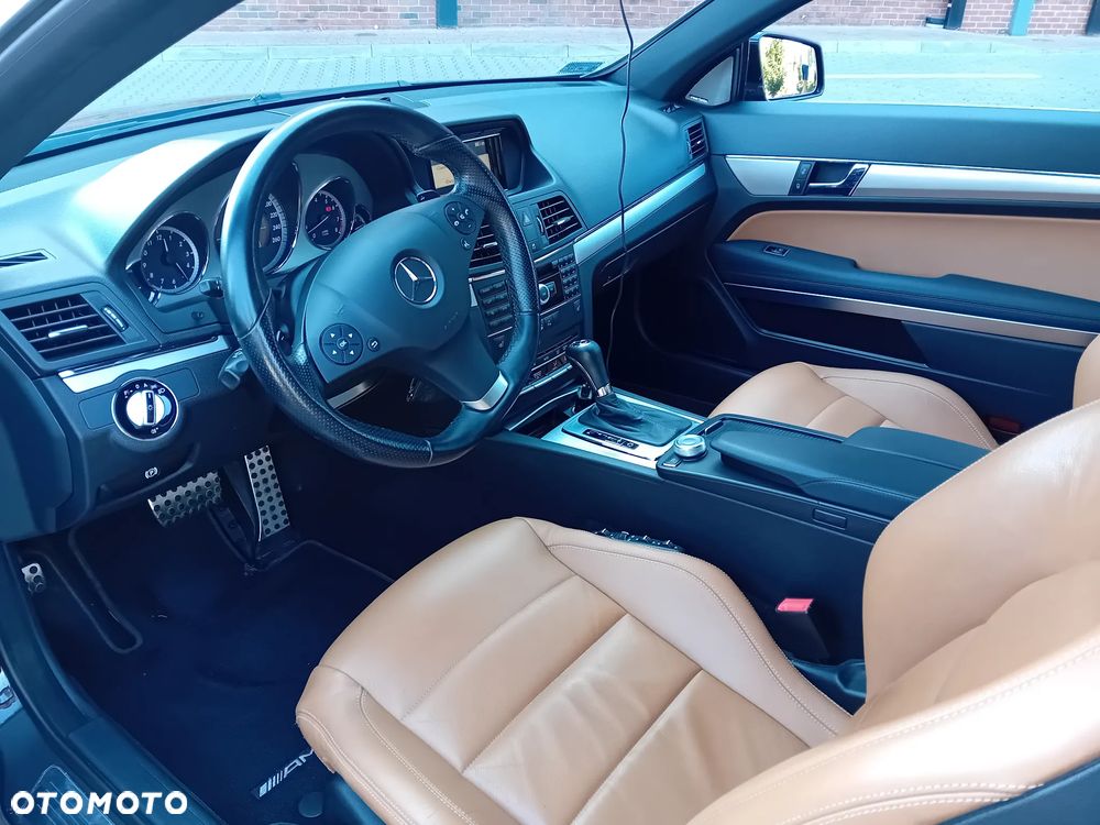 Mercedes-Benz Klasa E 350 CGI Coupe BlueEFFICIENCY 7G-TRONIC Elegance - 20
