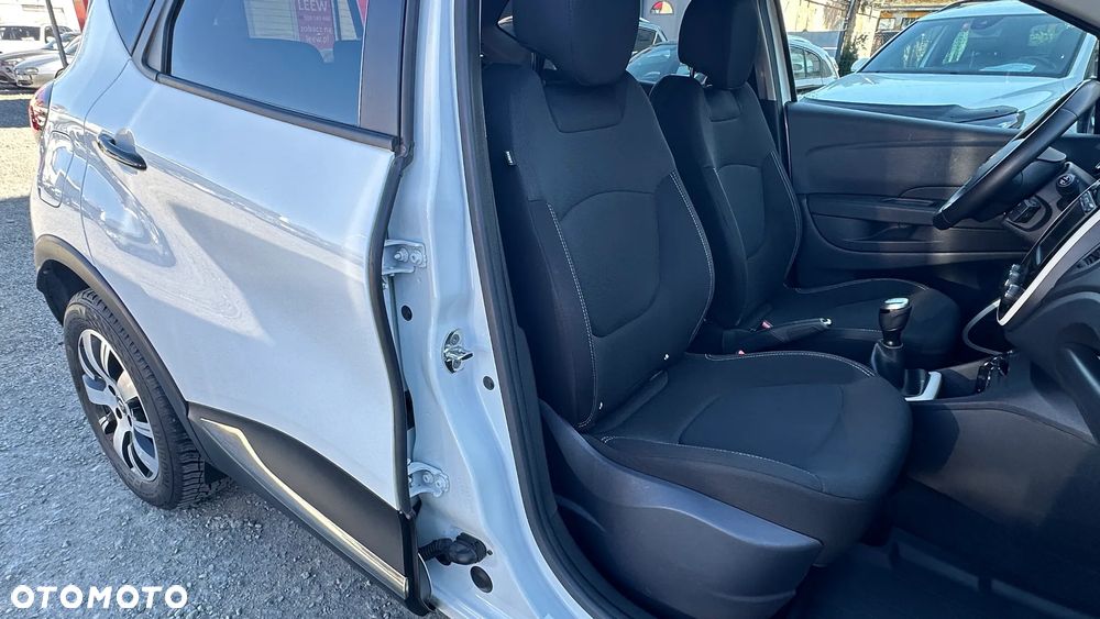 Renault Captur - 21