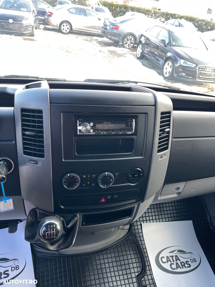 Volkswagen Crafter 2.0TDI KOFFER  LIFT - 25