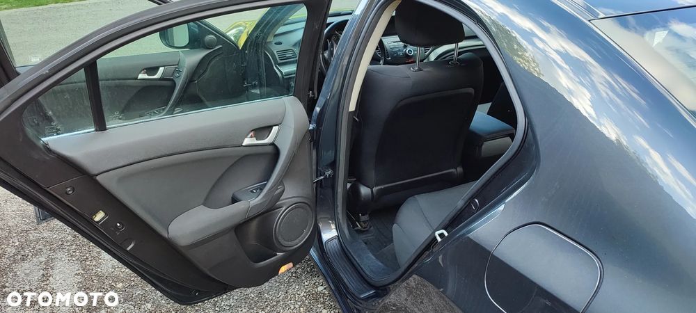 Honda Accord 2.0 Lifestyle - 12