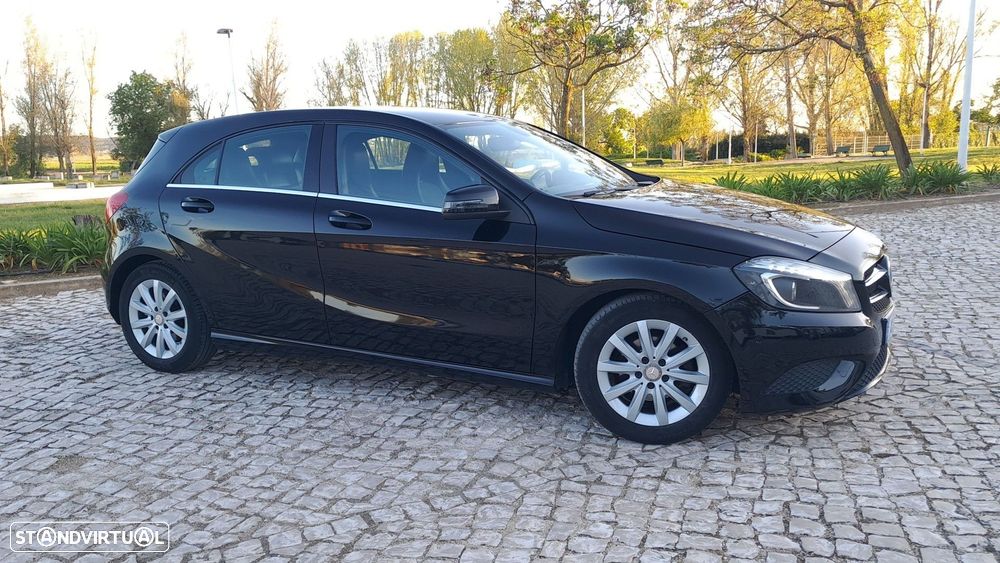 Mercedes-Benz A 180 CDI (BlueEFFICIENCY) Urban - 2