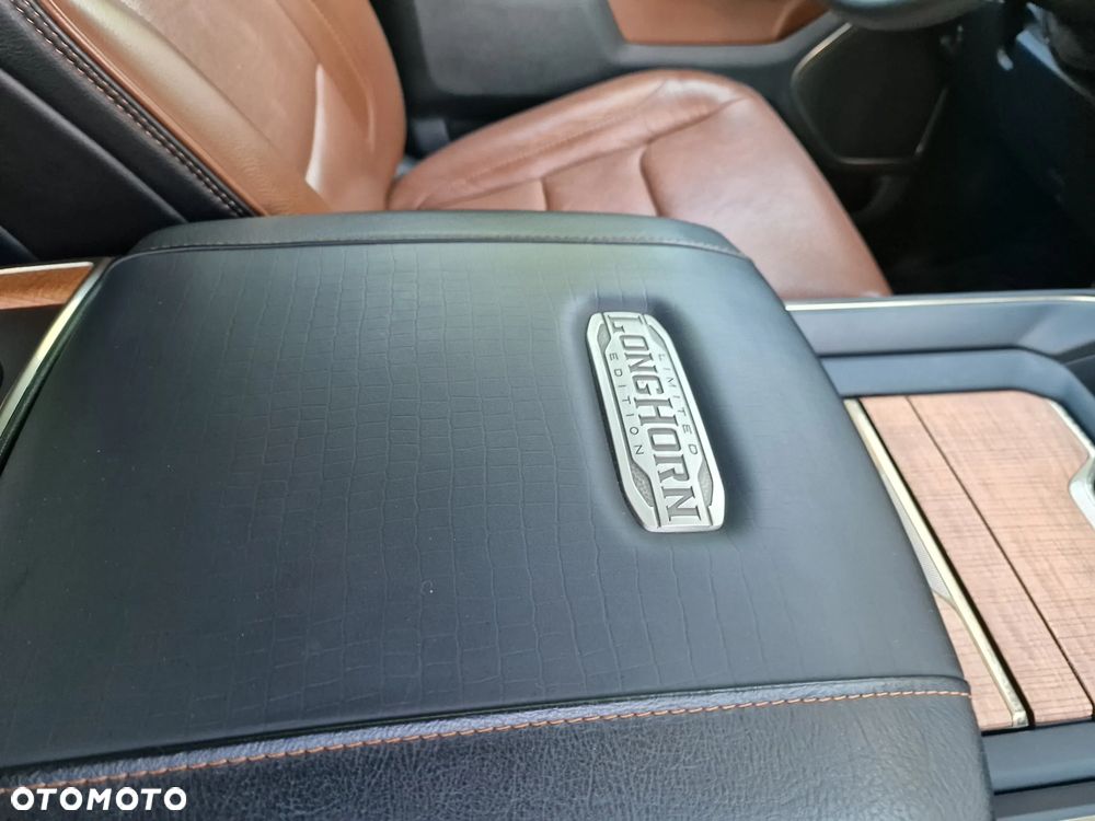 RAM 1500 Crew Cab Longhorn - 23
