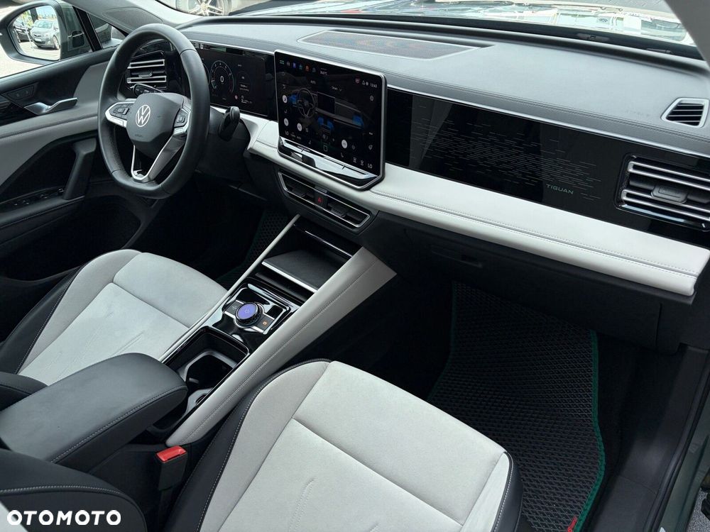 Volkswagen Tiguan - 20