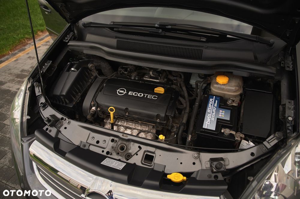 Opel Zafira - 26