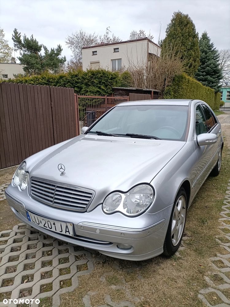 Mercedes-Benz Klasa C - 2