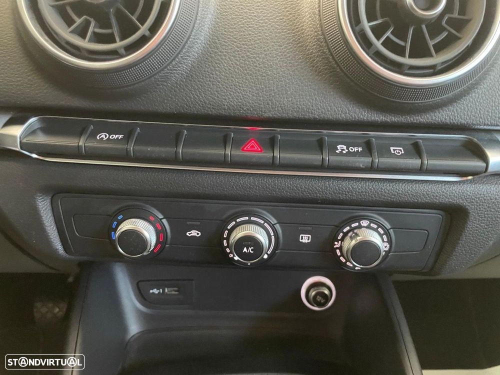 Audi A3 Sportback 30 TDI Design - 36