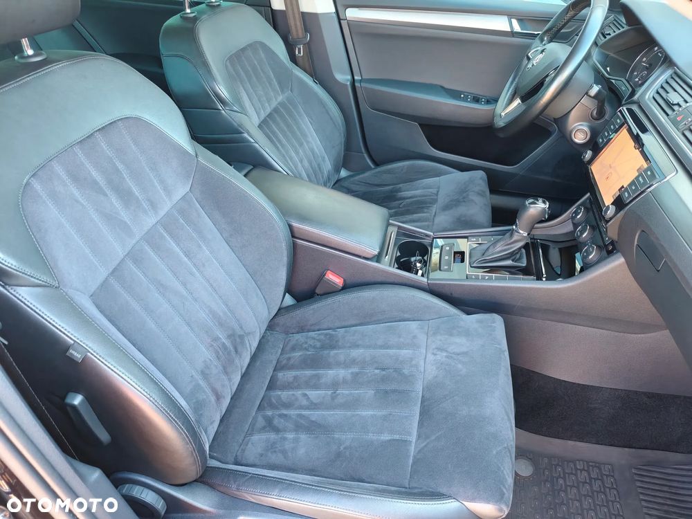 Skoda Superb 2.0 TDI DSG Premium Edition - 12