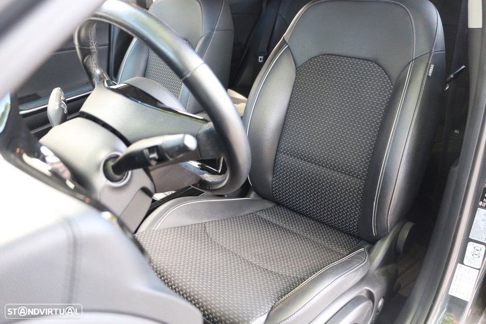 Kia XCeed 1.4 T-GDI Tech+SRF 7DCT - 18