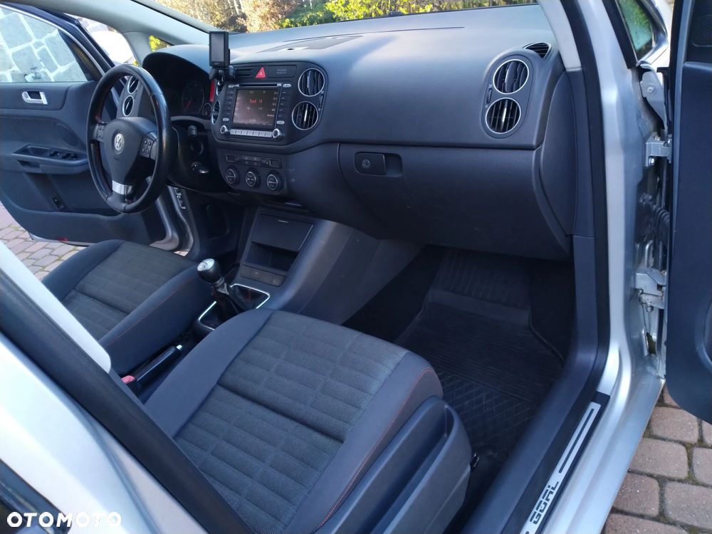 Volkswagen Golf Plus 2.0 TDI Goal - 18