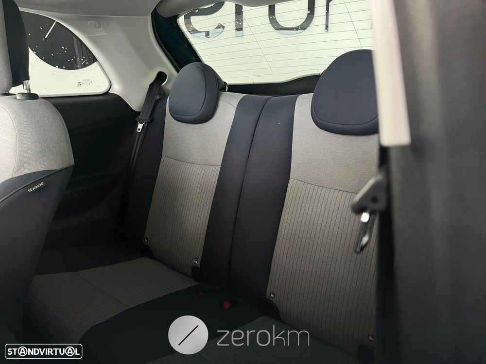 Fiat 500e 42kWh ICON — fotografia 10