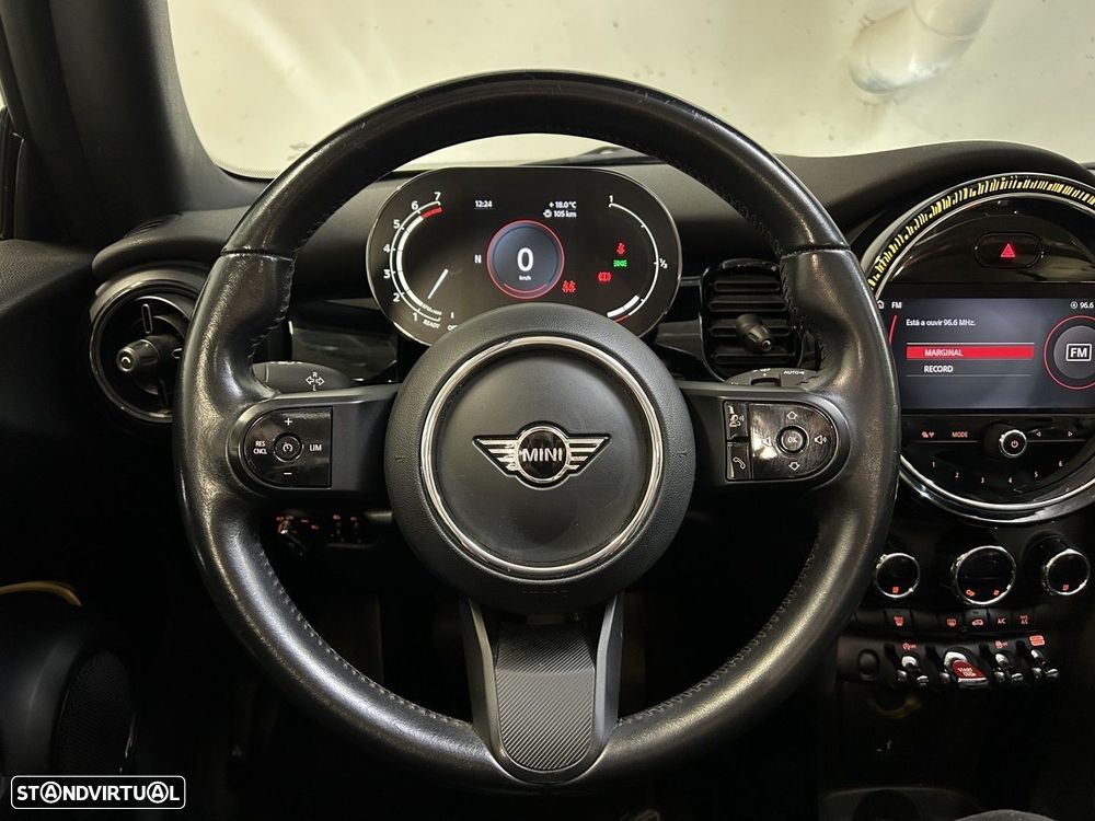 MINI Cabrio One Sport Edition - 32
