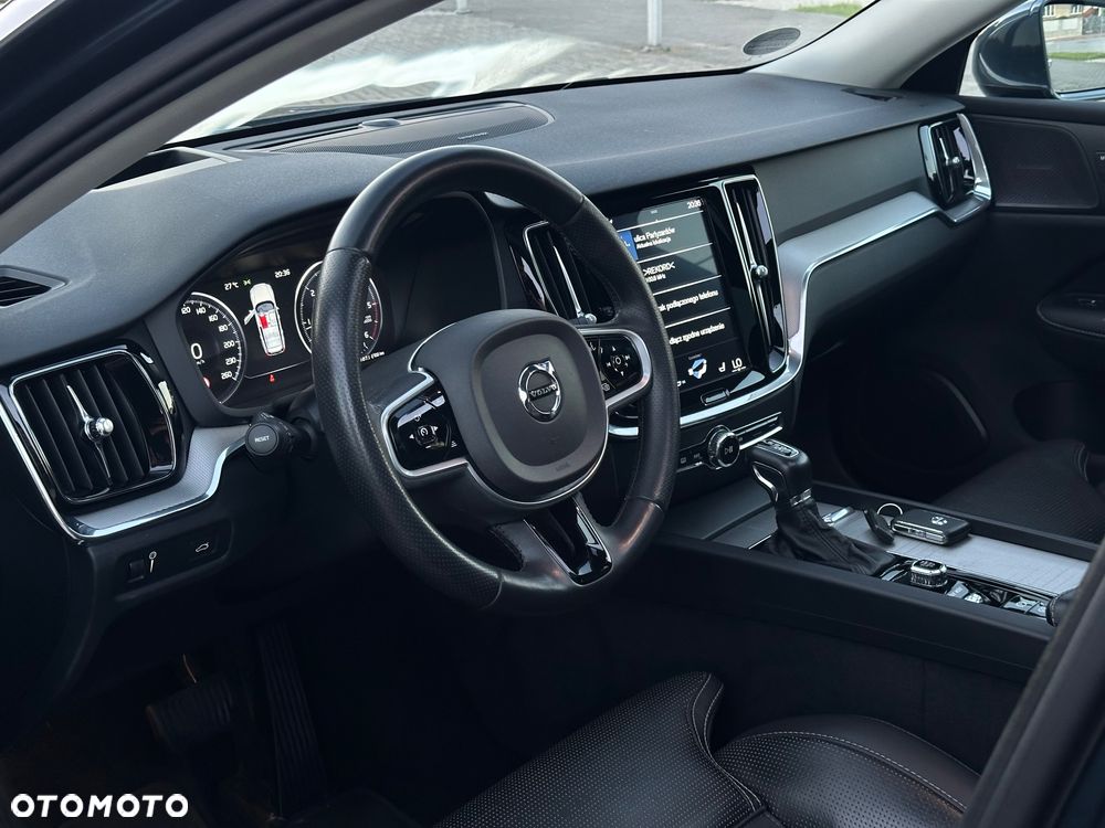 Volvo V60 D4 Inscription - 17