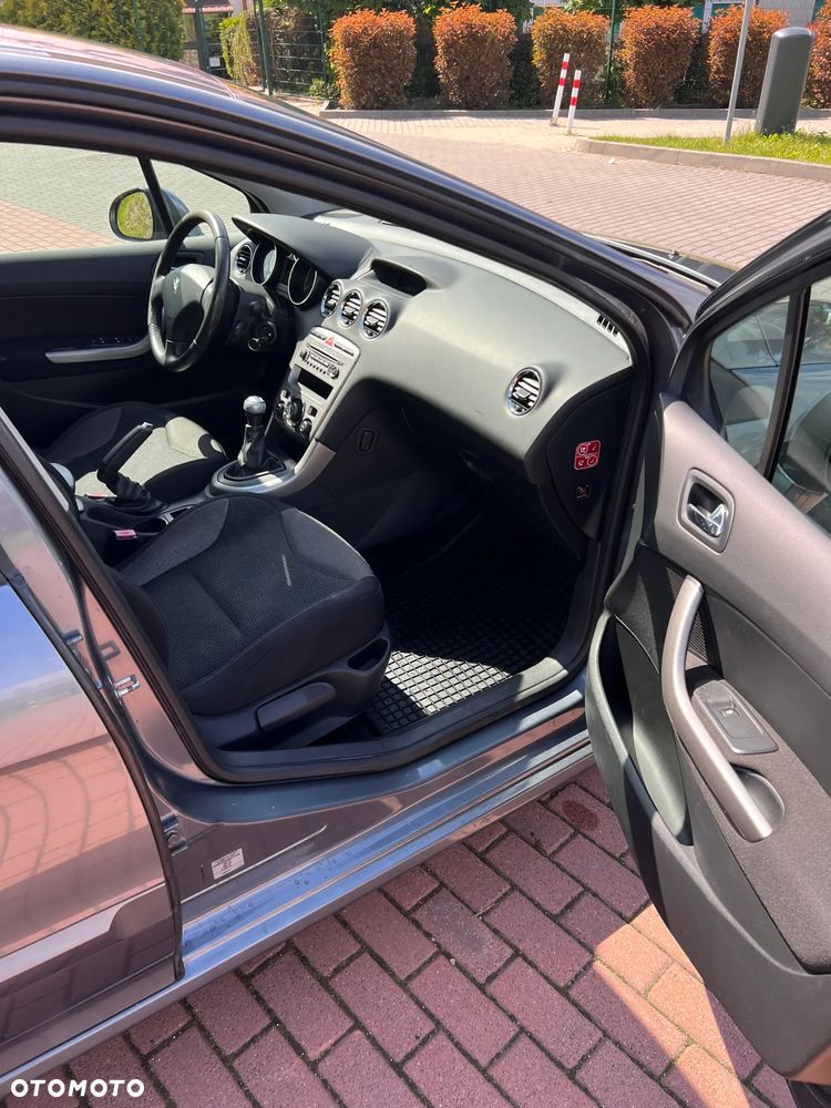 Peugeot 308 1.6 HDi Presence - 17