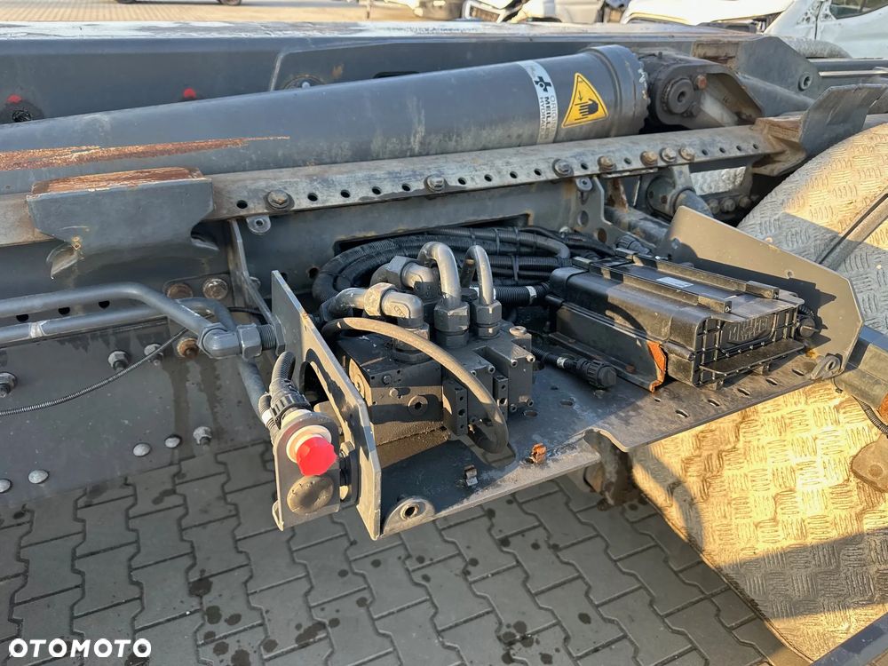 Renault T 440 - 9