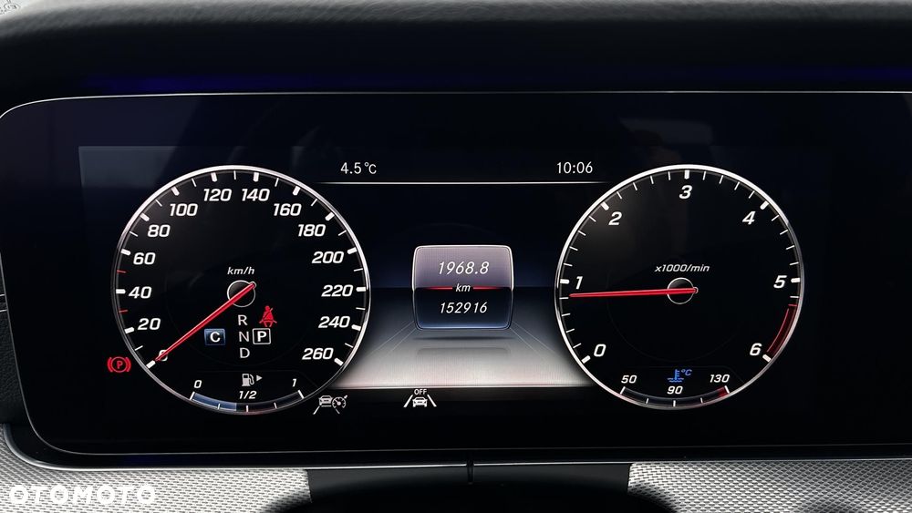 Mercedes-Benz Klasa E - 21