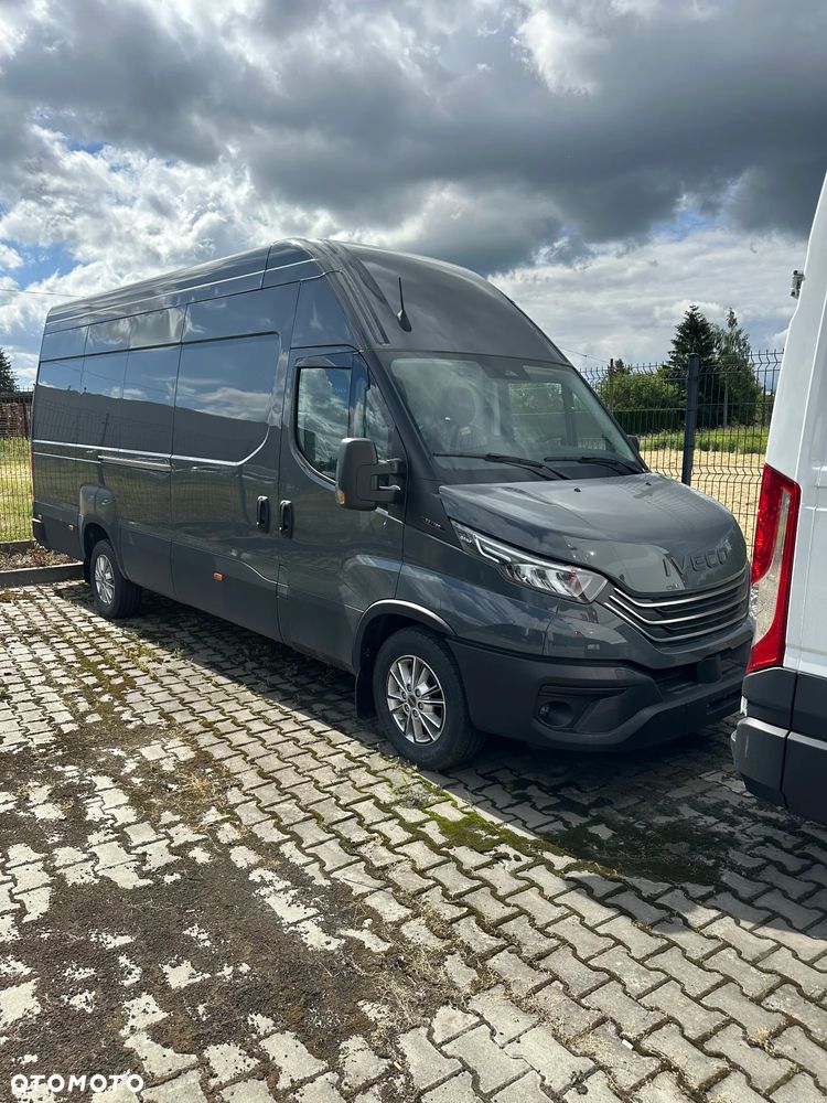 Iveco 35S18HV - 1