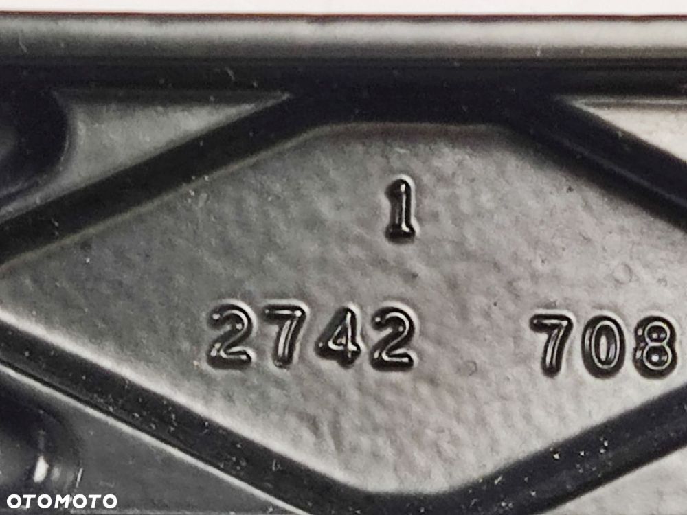 LEXUS ES gen VII 2018-2021 r . Ramiona Wycieraczek z Piórami Prawe i Lewe - 9