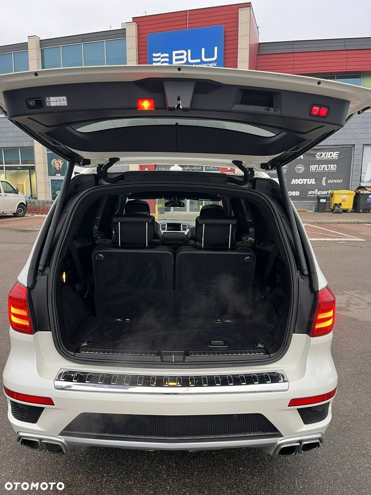 Mercedes-Benz GL 63 AMG - 25