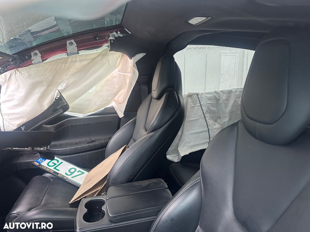 Tesla Model X Performance - 6