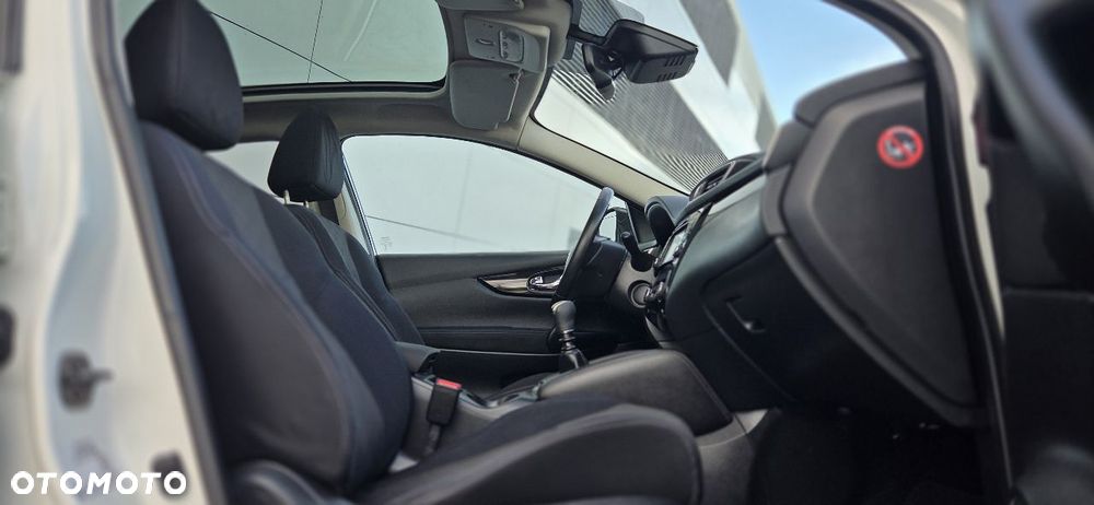 Nissan Qashqai 1.5 dCi DPF 360 - 21