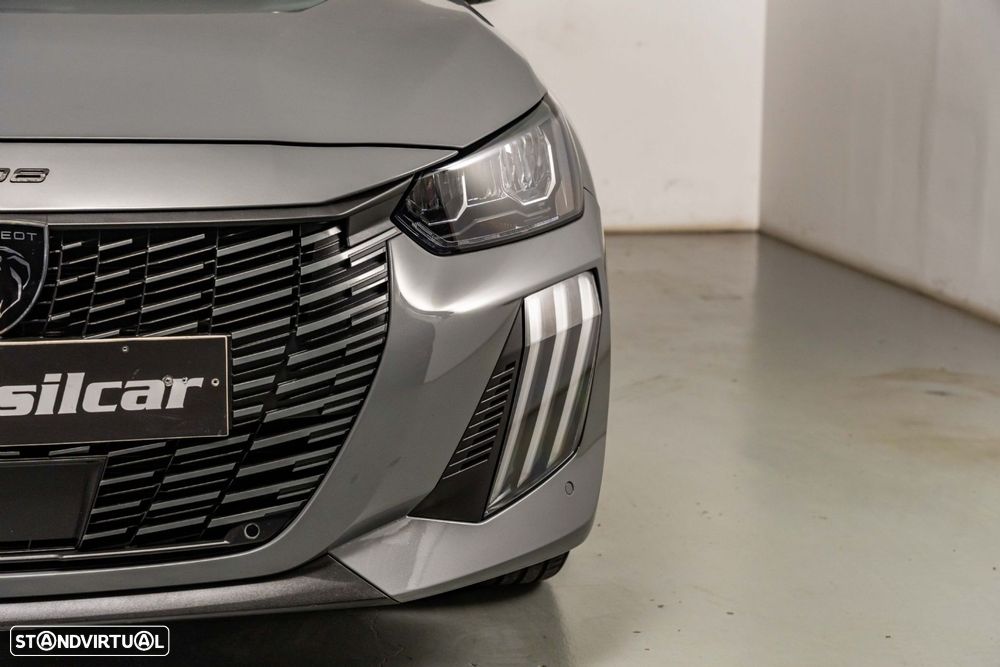 Peugeot 208 1.2 PureTech Allure - 13