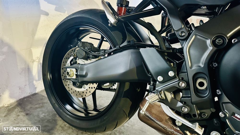 Yamaha MT-09 Y-AMT - 17