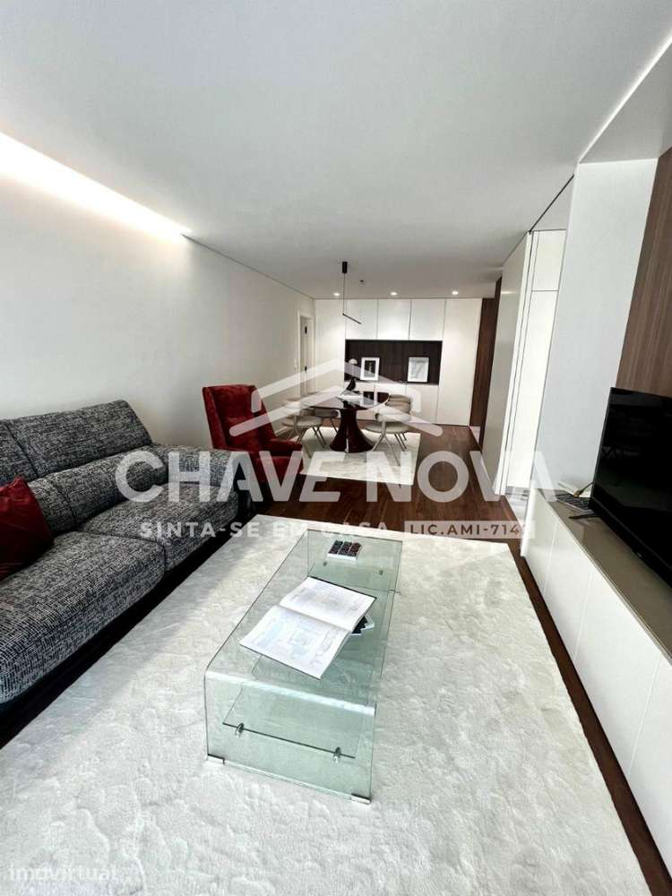 T3 Novo c/ Varanda na Avenida da República (Vila Nova de Gaia) - Grande imagem: 2/25