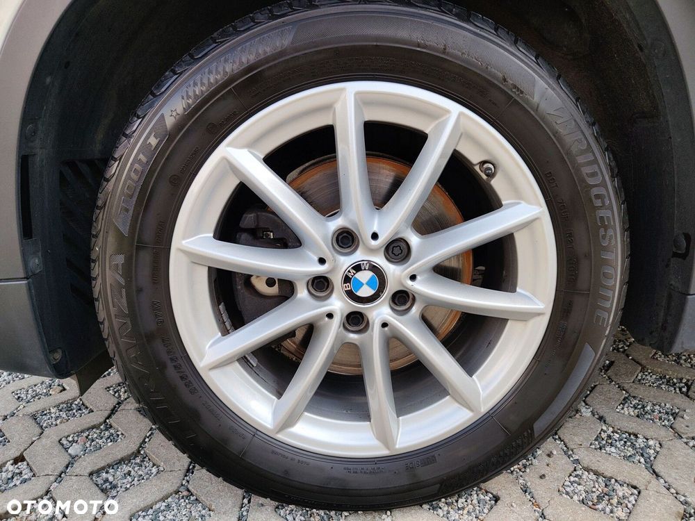 BMW X1 sDrive18i - 10