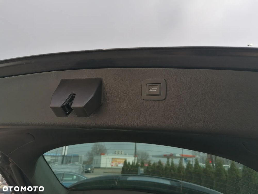 Opel Astra 1.6 CDTI Sport - 8