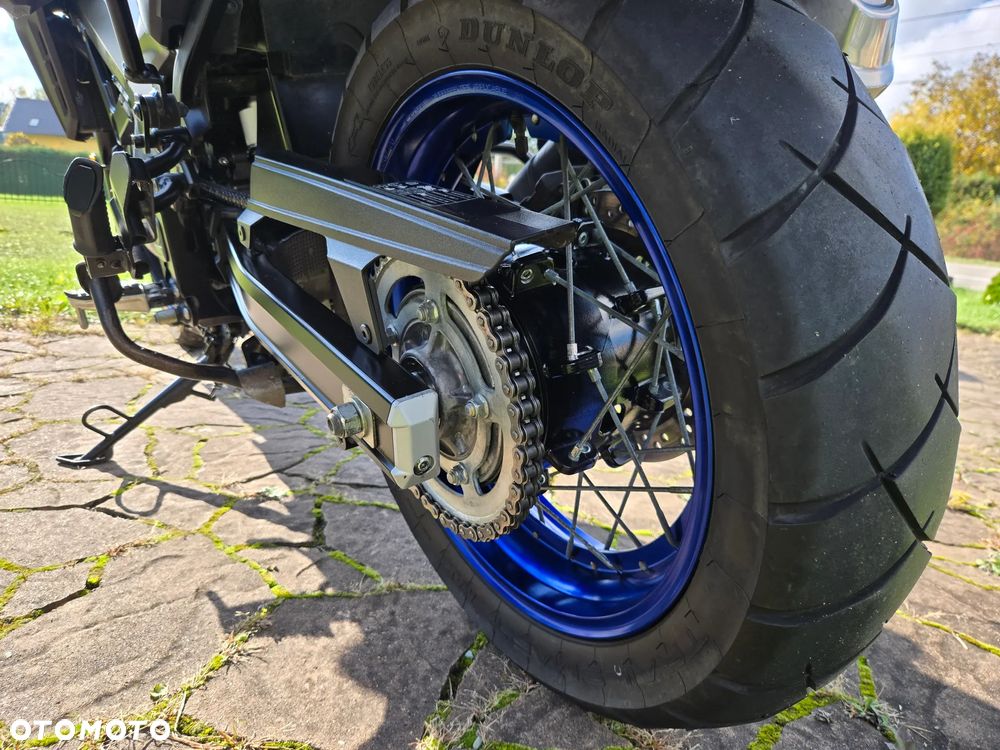 Suzuki V-STROM - 9