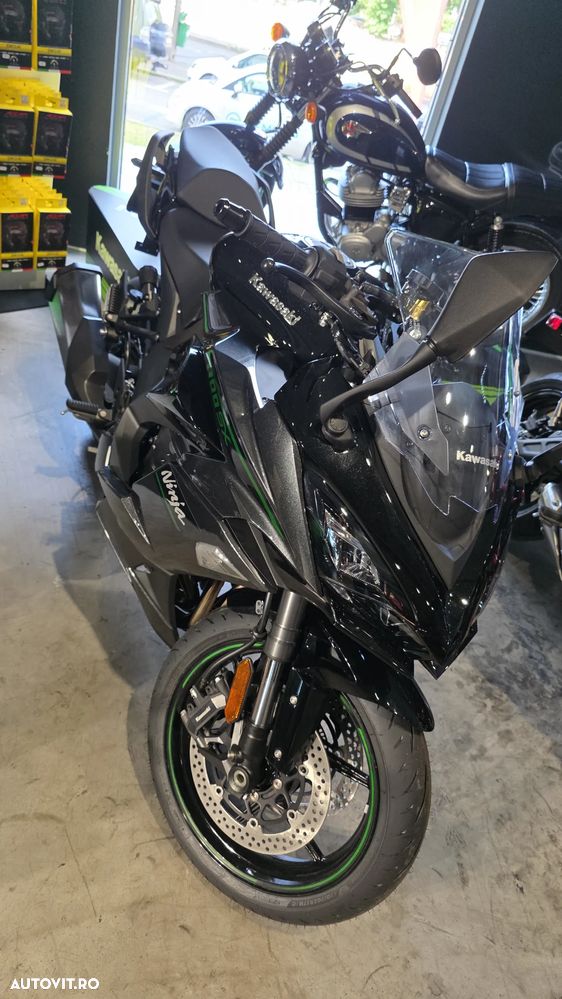 Kawasaki Ninja 1000 - 1
