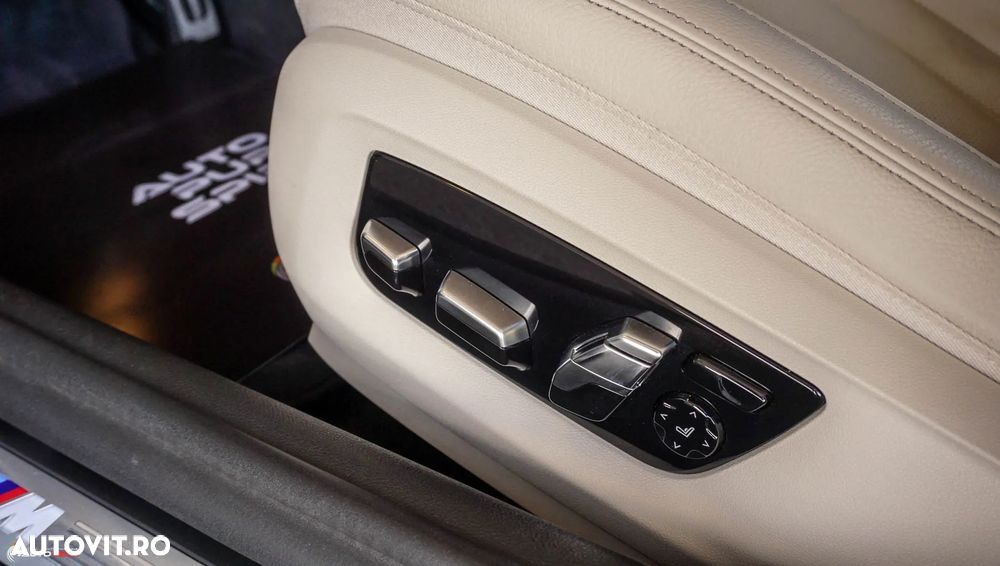 BMW Seria 5 530i xDrive AT - 23