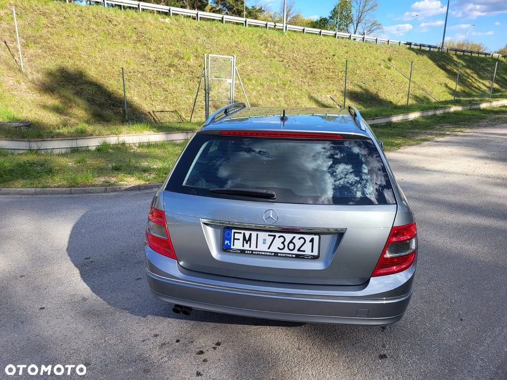 Mercedes-Benz Klasa C 180 Kompressor BlueEFFICIENCY Avantgarde - 12