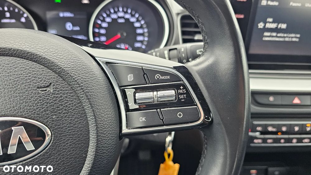 Kia Ceed 1.6 CRDi mHEV M - 13